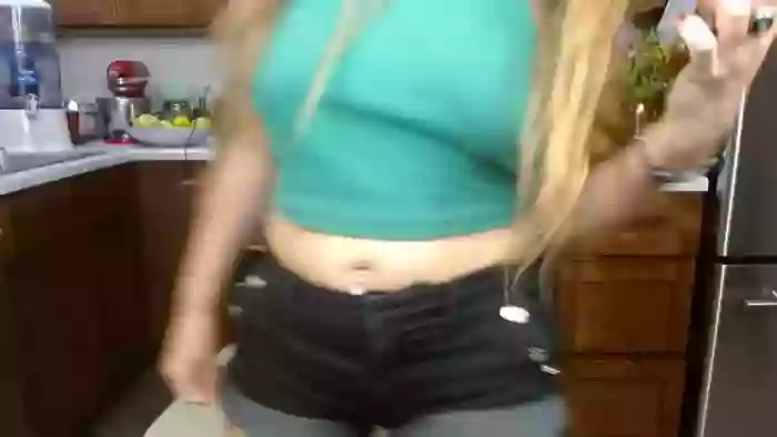 KelliKatt