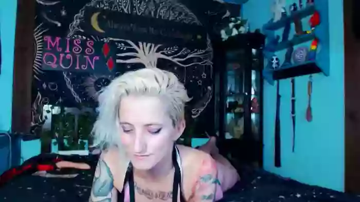 MissQuinCam
