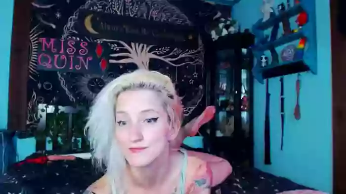 MissQuinCam