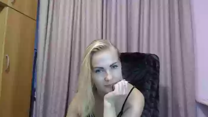 A_Exciting_flower_Nicole40