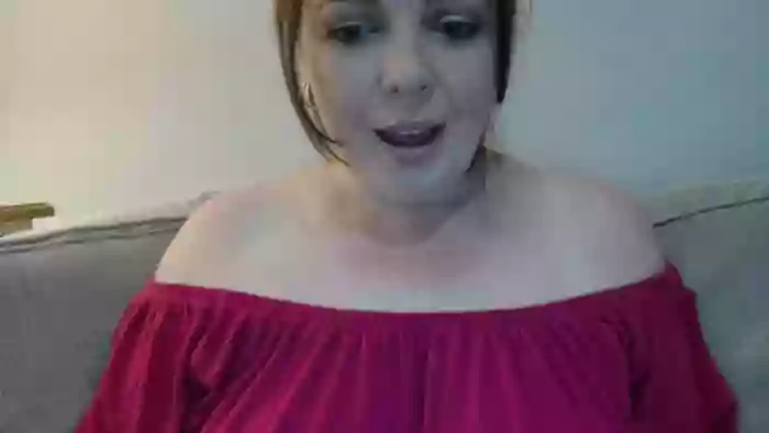 CurvyCourtneyUK
