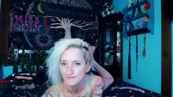 MissQuinCam