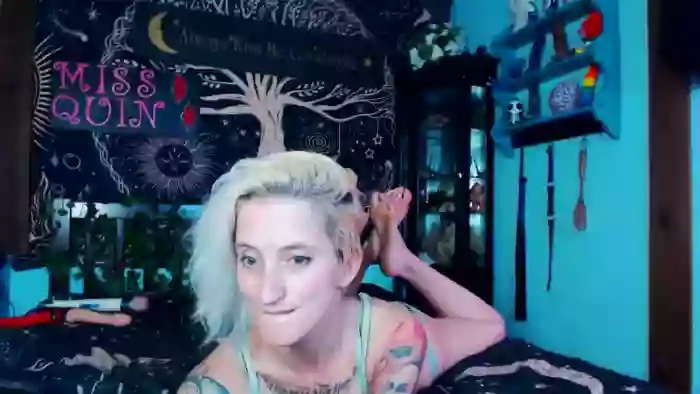 MissQuinCam