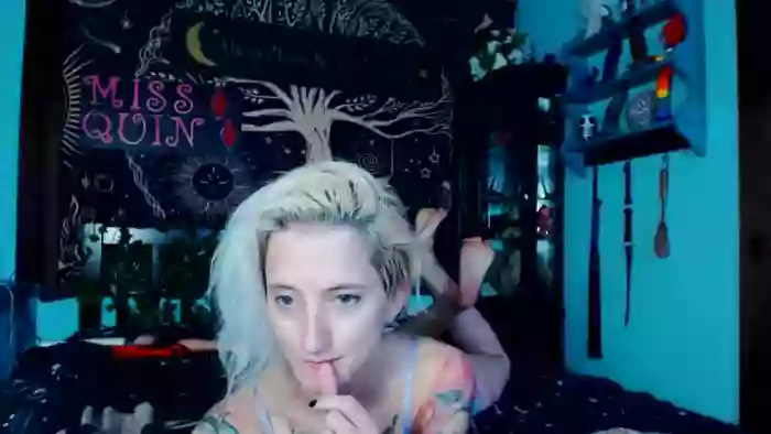 MissQuinCam