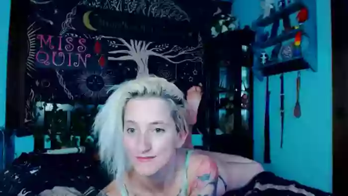 MissQuinCam