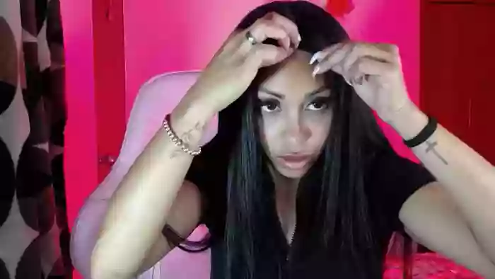 LATINA_BIG_CLITXXX