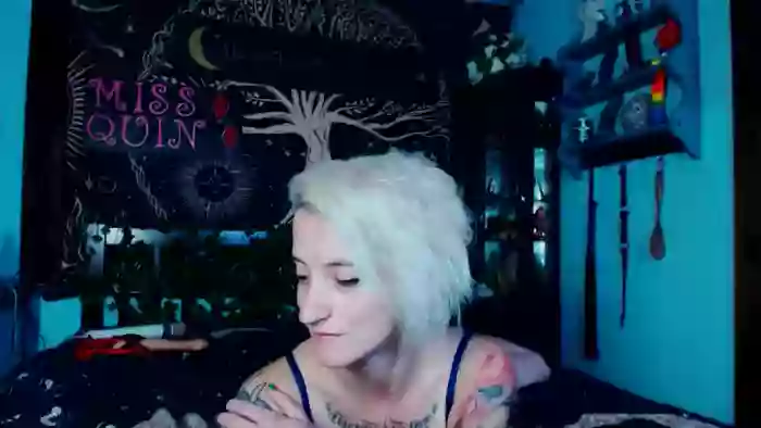MissQuinCam