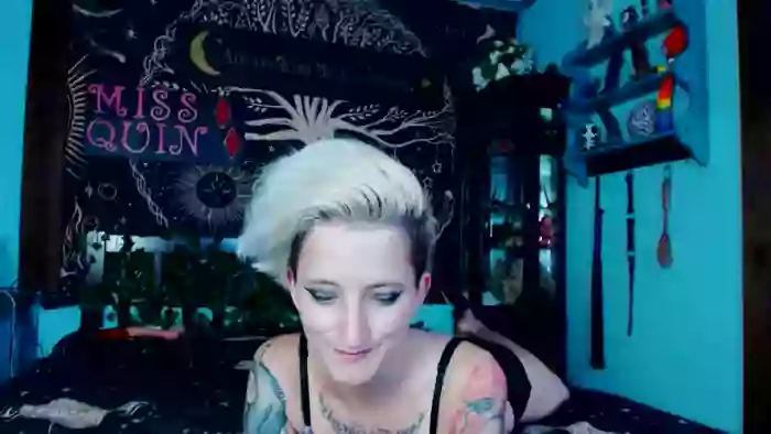 MissQuinCam