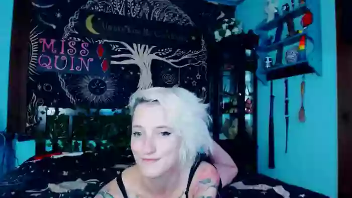 MissQuinCam