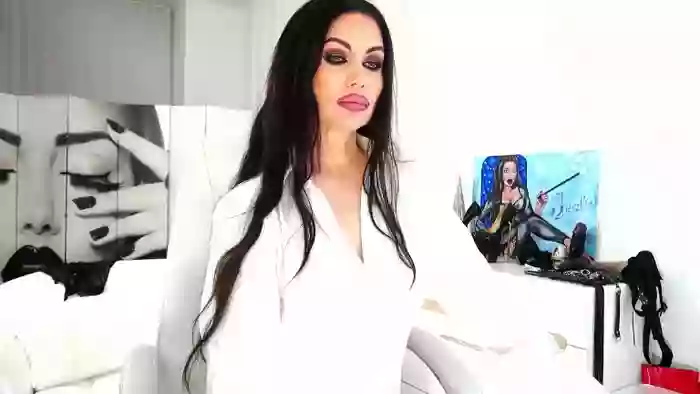 GoddessHelenaHot
