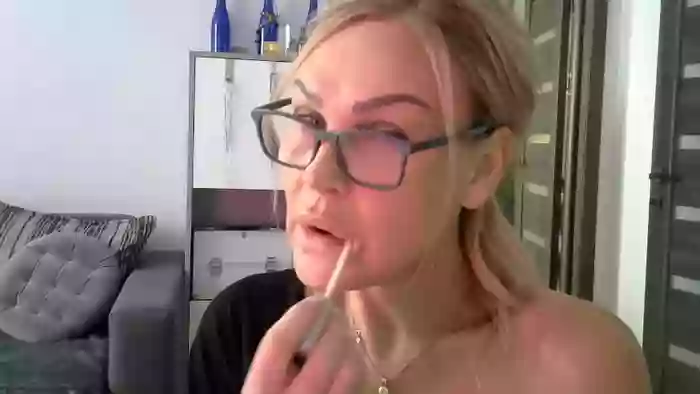 Evie_Paige