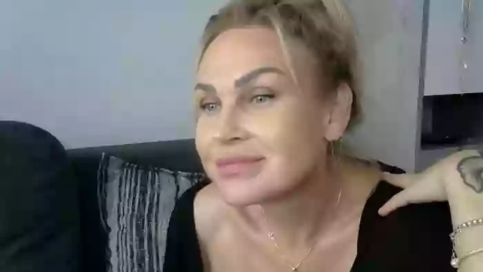 Evie_Paige