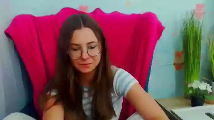 AliceeCute18
