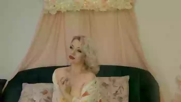 ClassyTina