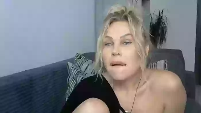 Evie_Paige