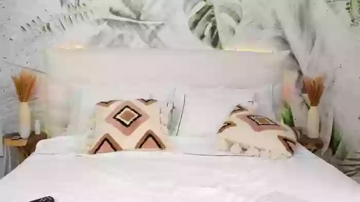 TayTay19