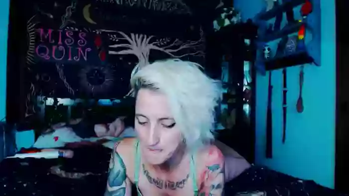 MissQuinCam