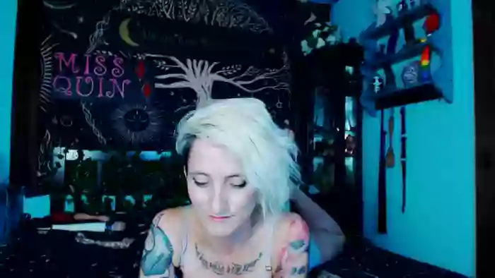 MissQuinCam