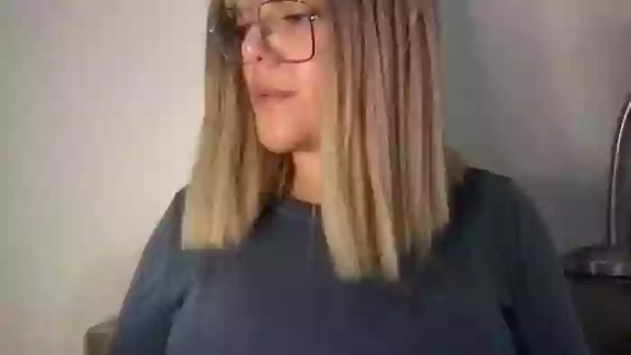 MistressLouUK