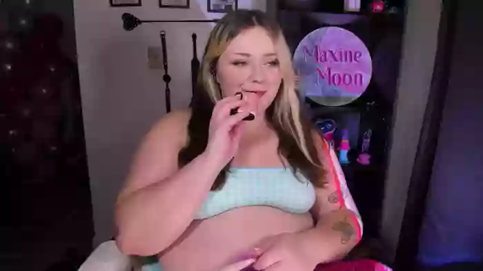 MaxineMoonxx