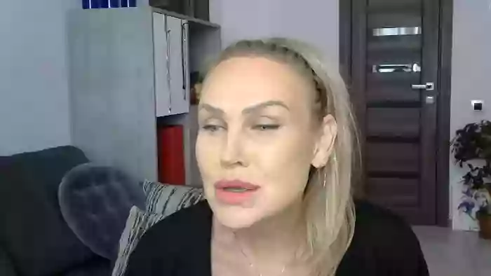 Evie_Paige