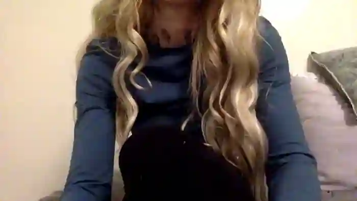 BlondeScarlettx