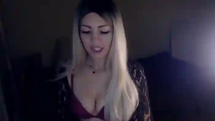 MonikaWhite77