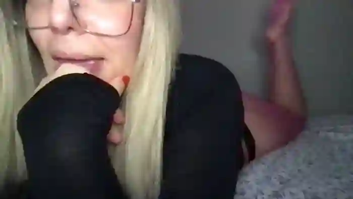 MistressLouUK
