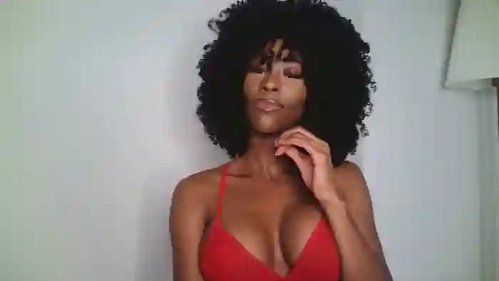 GoddessNaomiDiamonds