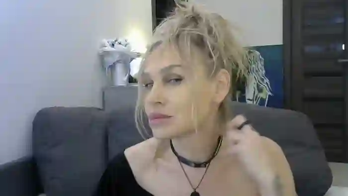 Evie_Paige