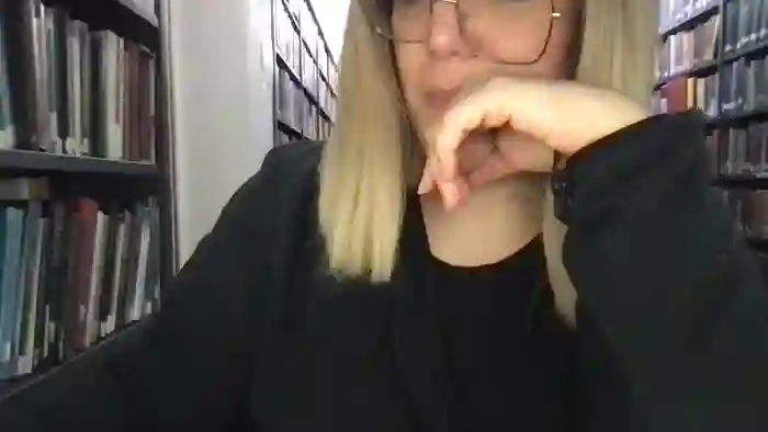 MistressLouUK