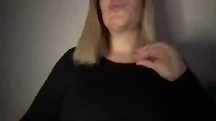 MistressLouUK