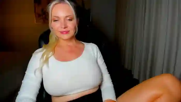 MsLindsayDevis