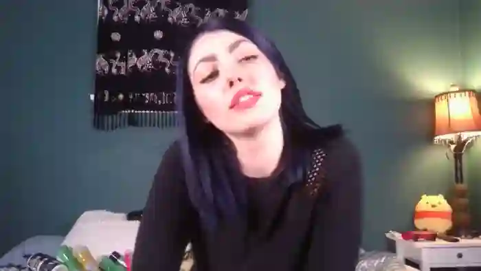 AlexMarieXOXO