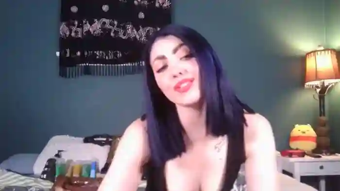AlexMarieXOXO