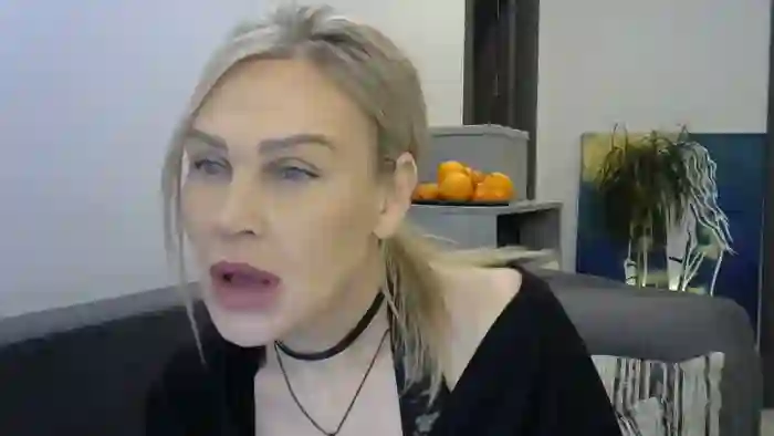 Evie_Paige