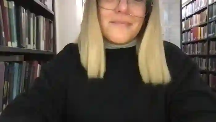 MistressLouUK