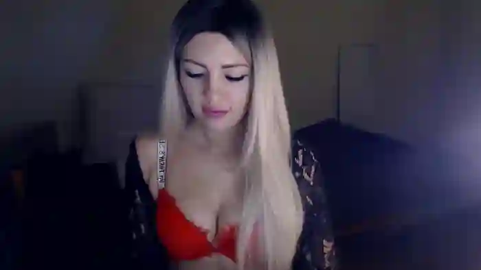 MonikaWhite77