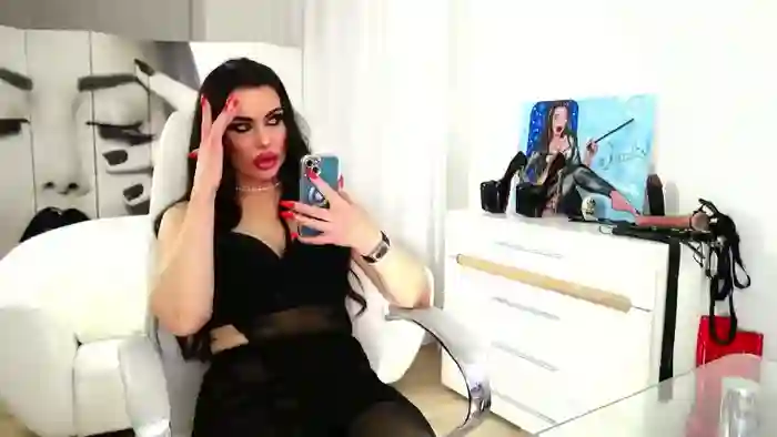 GoddessHelenaHot