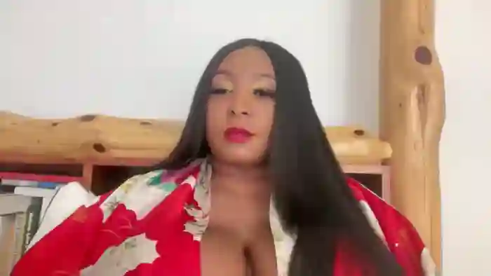RachelRaxxx