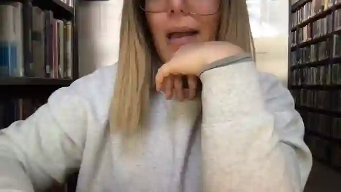 MistressLouUK