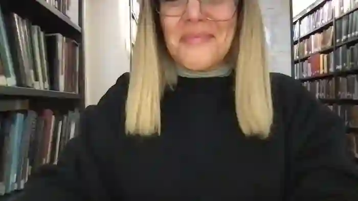 MistressLouUK