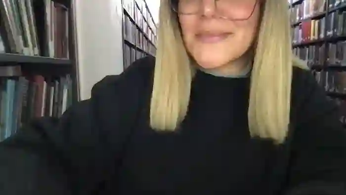 MistressLouUK