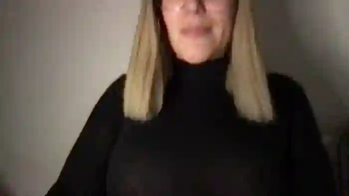 MistressLouUK