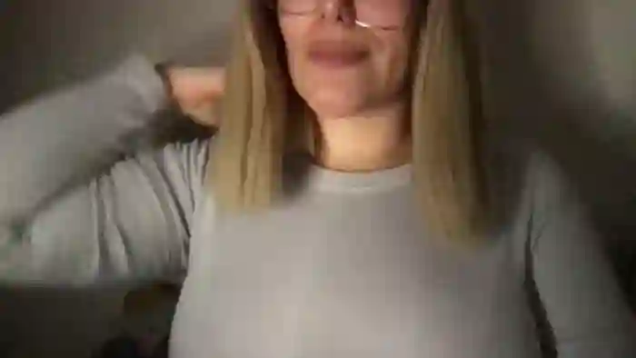 MistressLouUK
