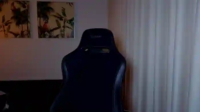 MsLindsayDevis