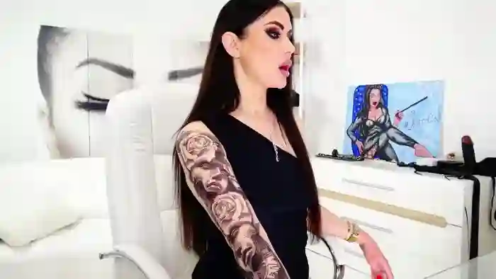 GoddessHelenaHot