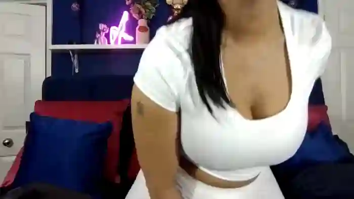 BellaVixen23