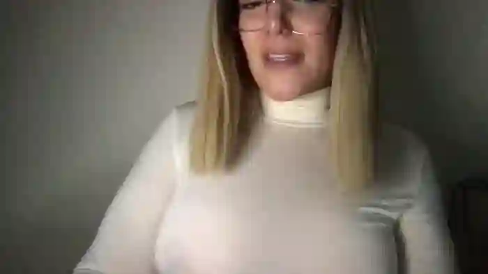 MistressLouUK