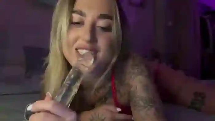 Anastasia_smallbutspicy